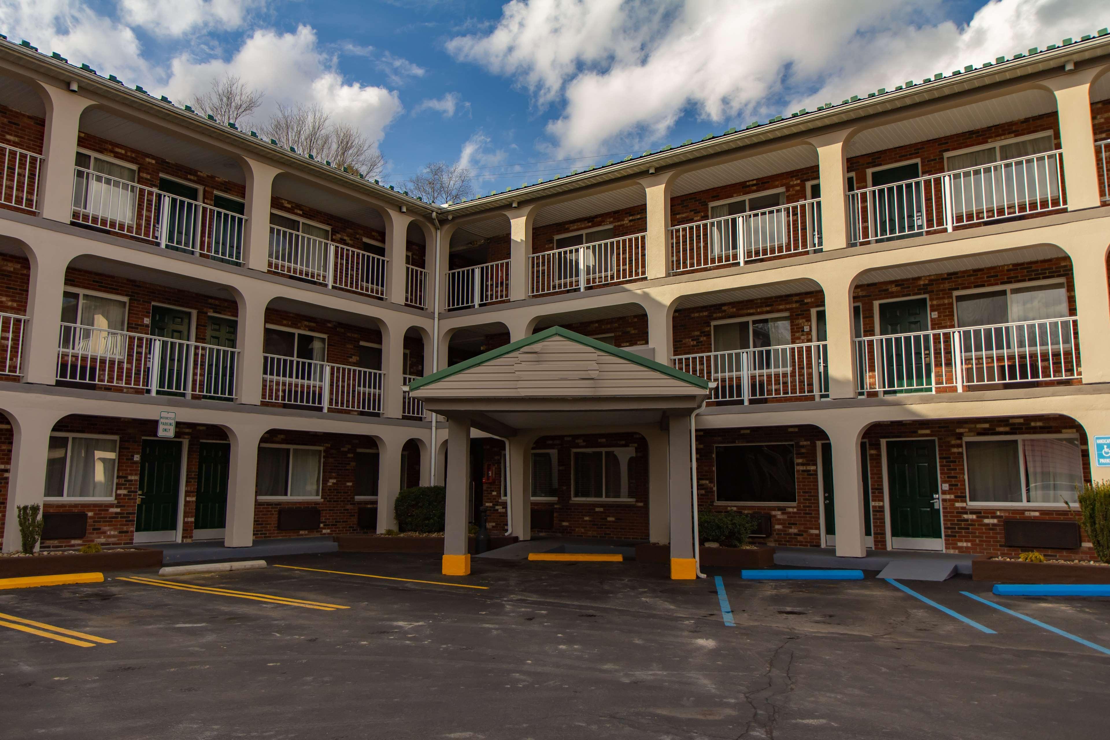 Surestay Hotel By Best Western Summersville Εξωτερικό φωτογραφία